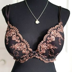 $10 if bundled. Sexy Lace underwire bra. 38D